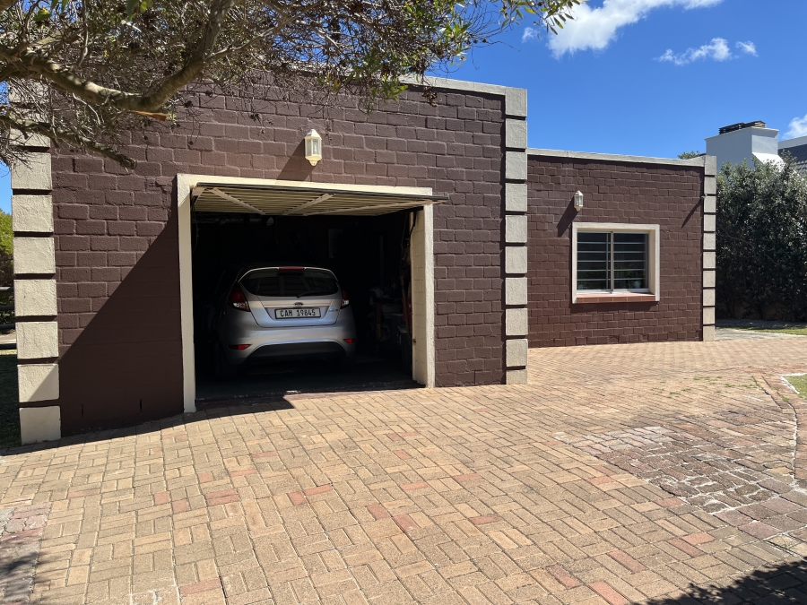To Let 2 Bedroom Property for Rent in Bettys Bay Western Cape